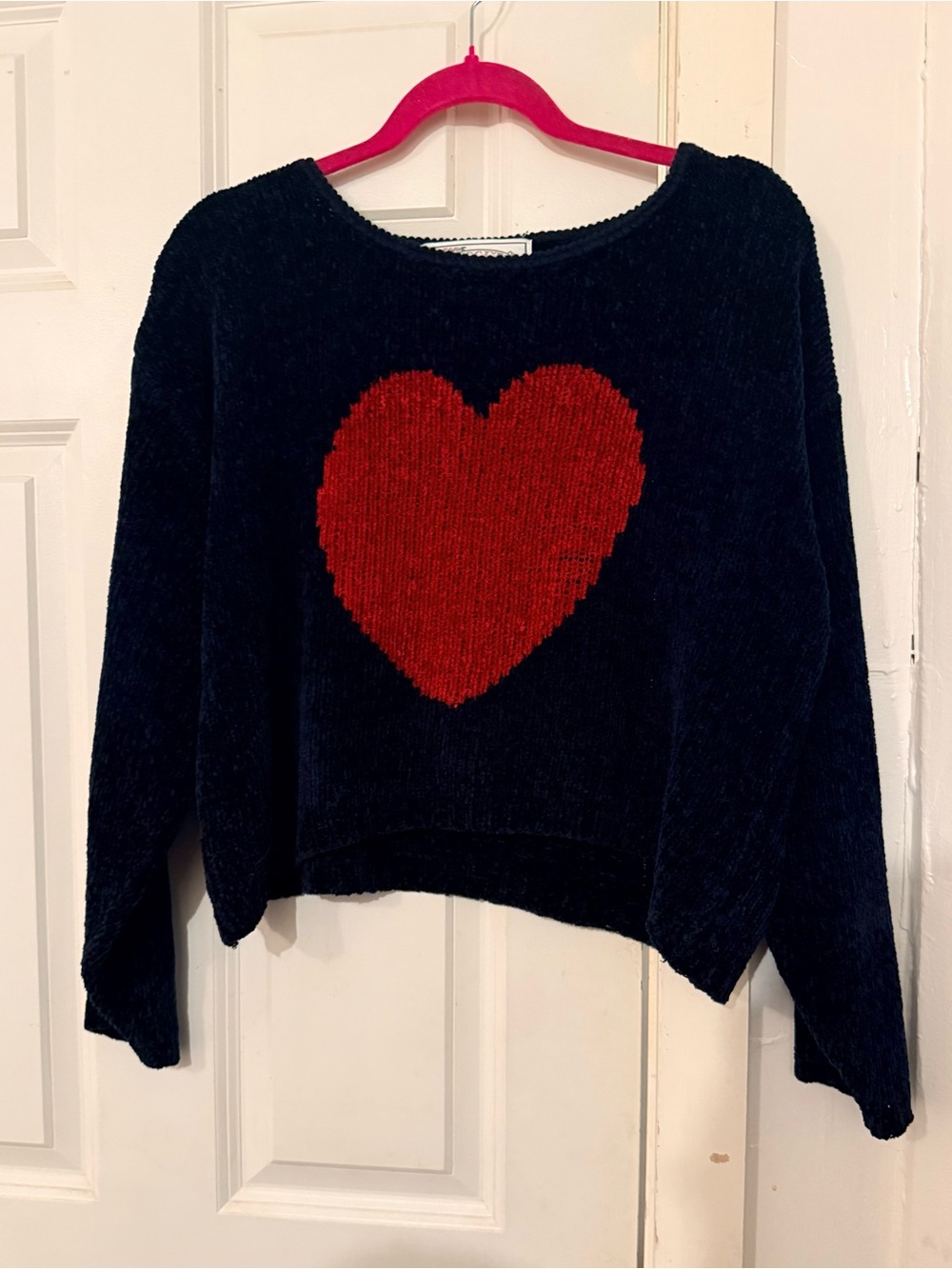 Vintage Cozy Navy Sweater with Red Heart Motif